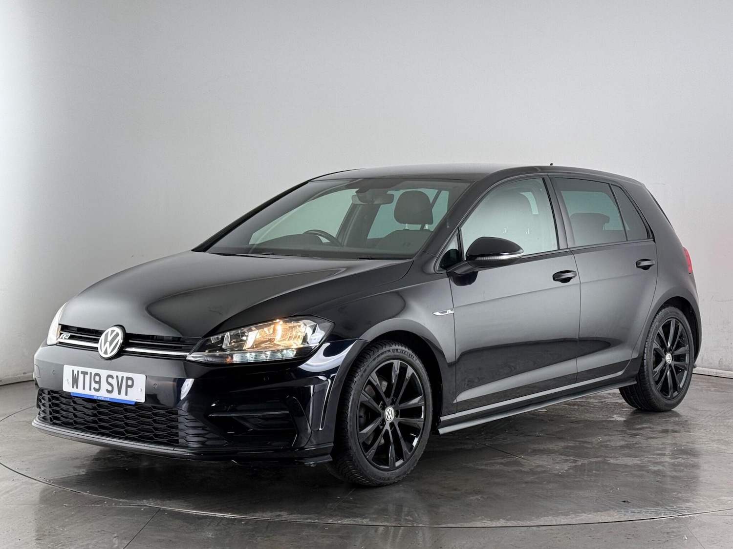 Used Volkswagen Golf 2019 for sale - 77744252: Photo 3