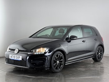 Used Volkswagen Golf 2019 for sale - 77744252: Photo