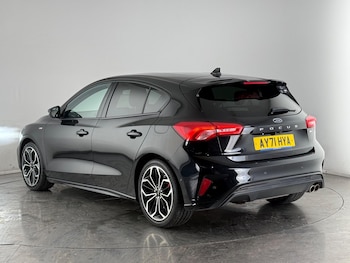 Used Ford Focus 2021 for sale - 76468714: Photo