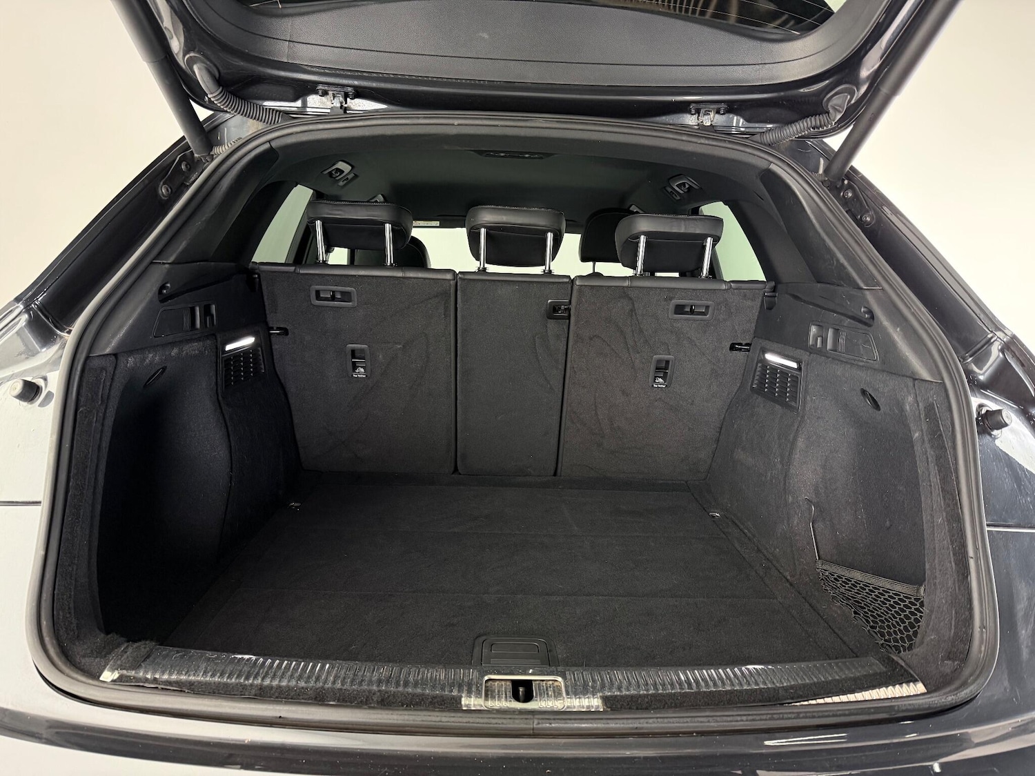 Used Audi Q5 2019 for sale - 76468284: Photo 12