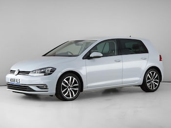 Used Volkswagen Golf 2019 for sale - 78797375: Photo