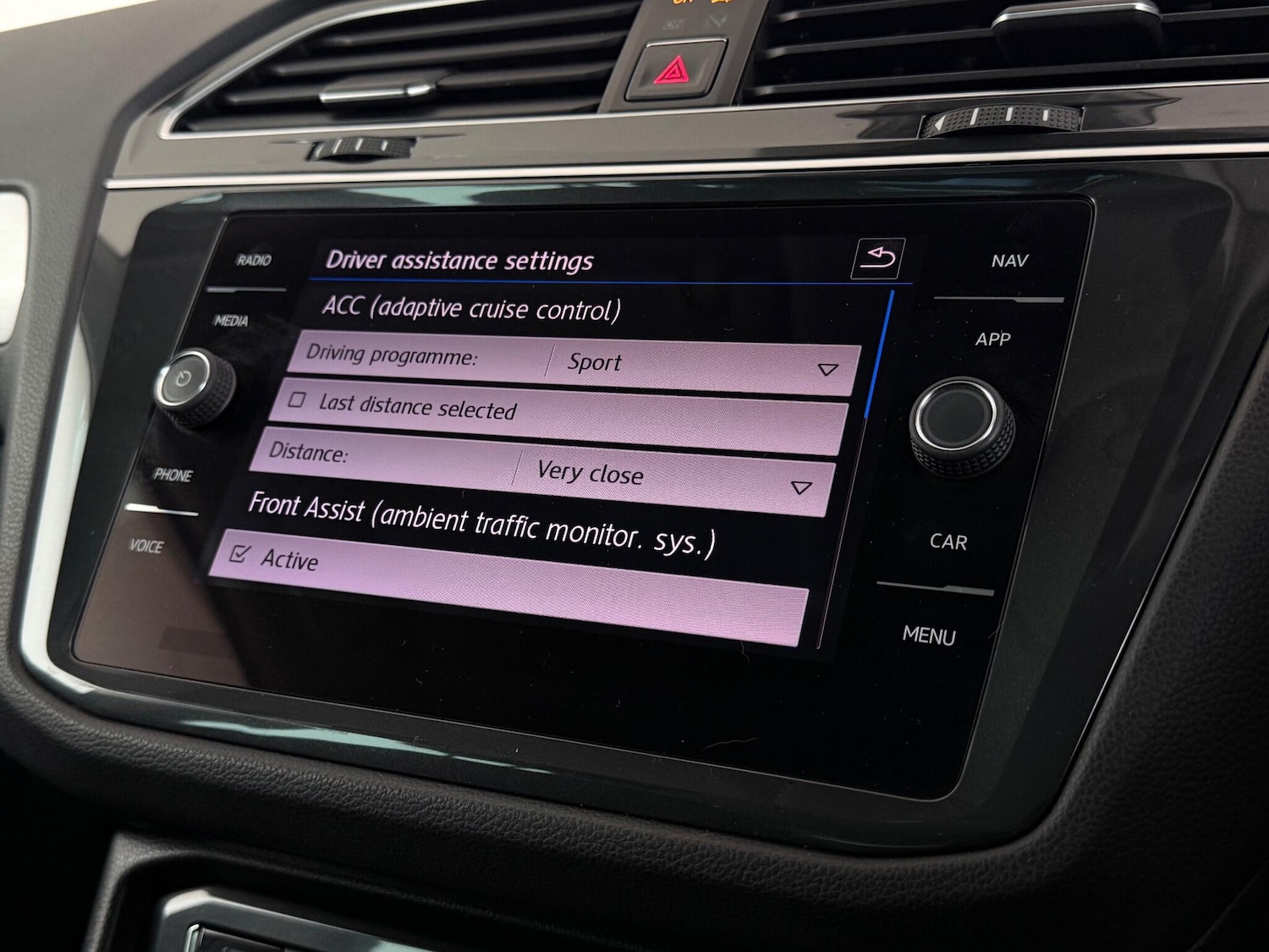 Used Volkswagen Tiguan 2018 for sale - 76468250: Photo 32