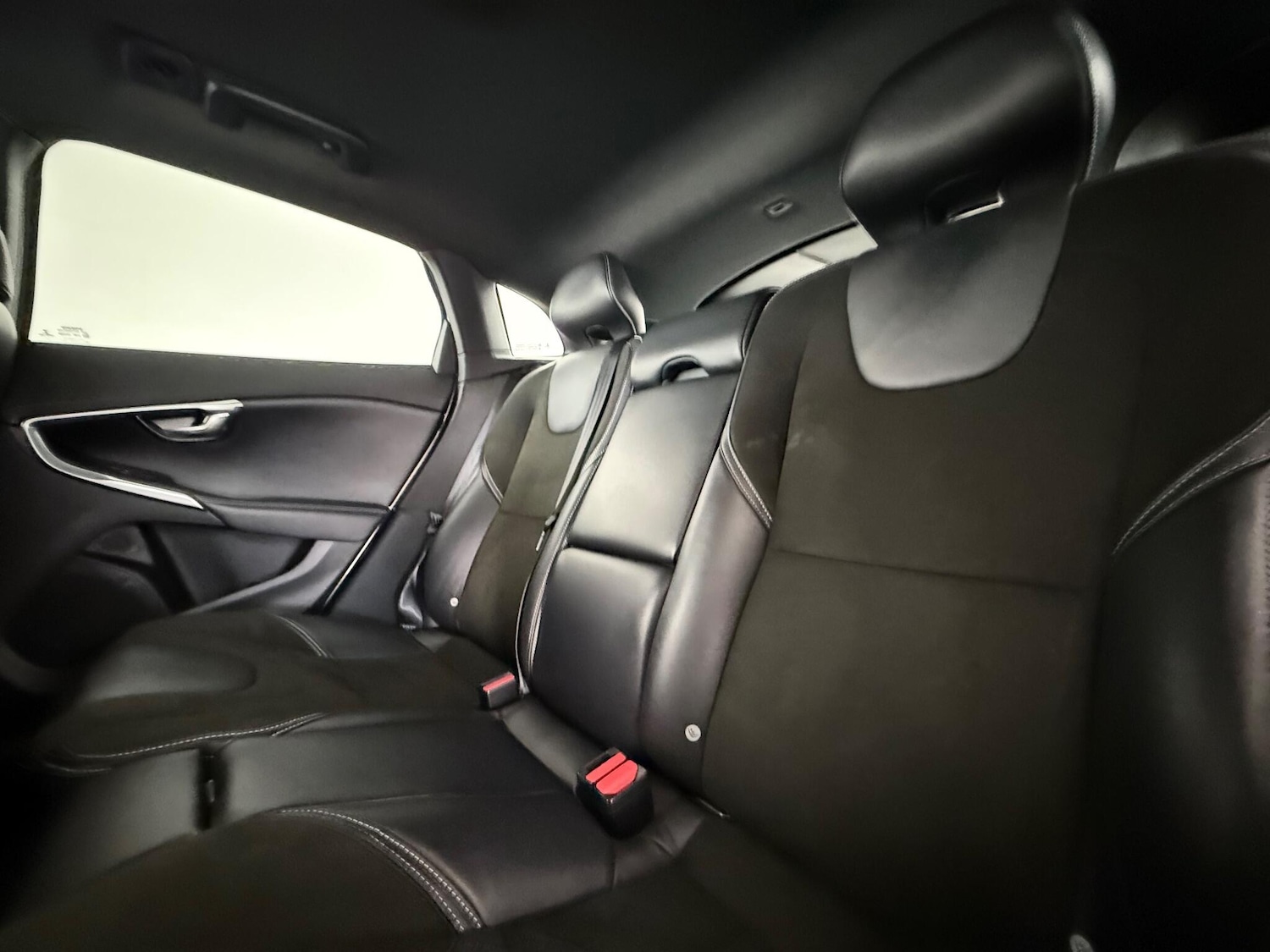 Used Volvo V40 2017 for sale - 77260274: Photo 11