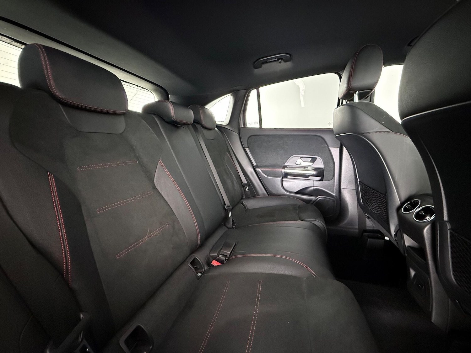 Used Mercedes-Benz GLA 2021 for sale - 76898561: Photo 19