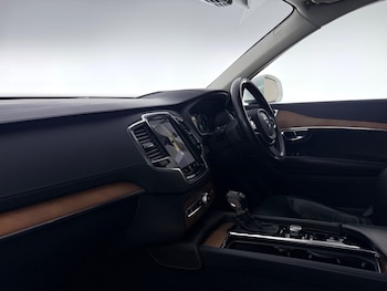 Used Volvo XC90 2017 for sale - 78602168: Photo