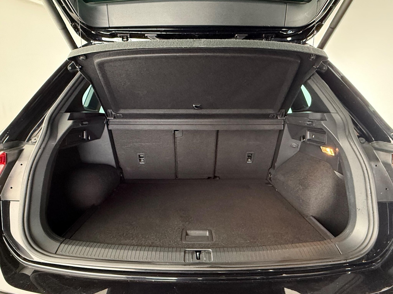 Used Volkswagen Tiguan 2019 for sale - 76993355: Photo 12