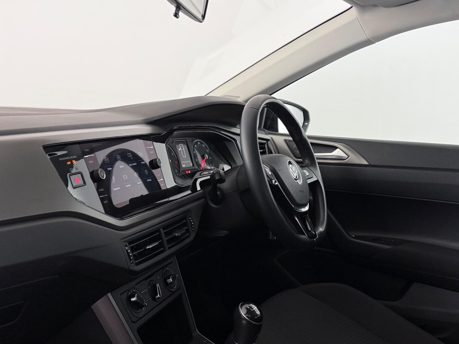 Used Volkswagen Polo 2018 for sale - 77181109: Photo 14