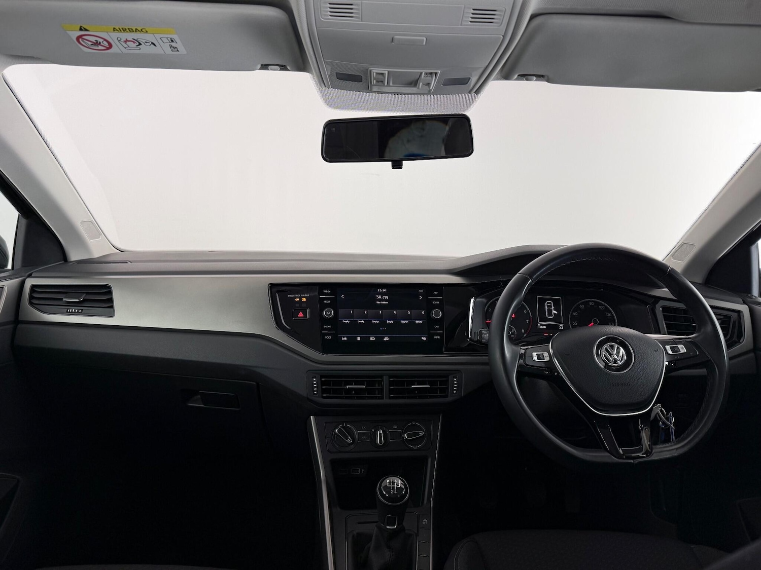 Used Volkswagen Polo 2018 for sale - 77181109: Photo 15