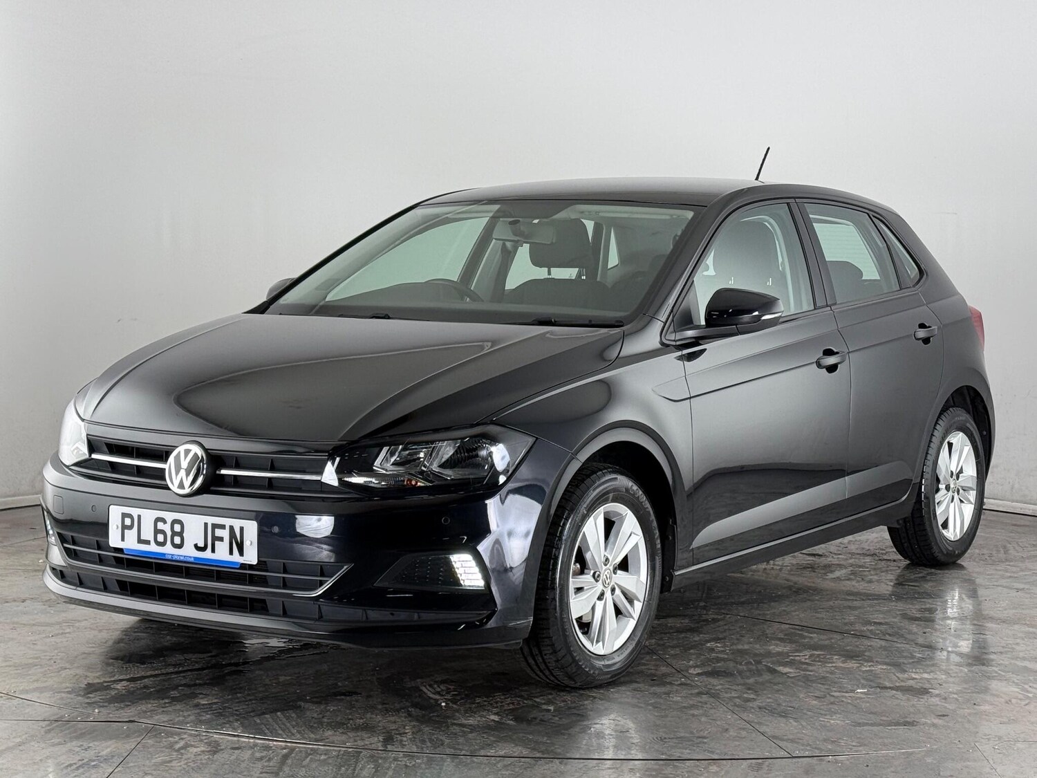 Used Volkswagen Polo 2018 for sale - 77181109: Photo 3