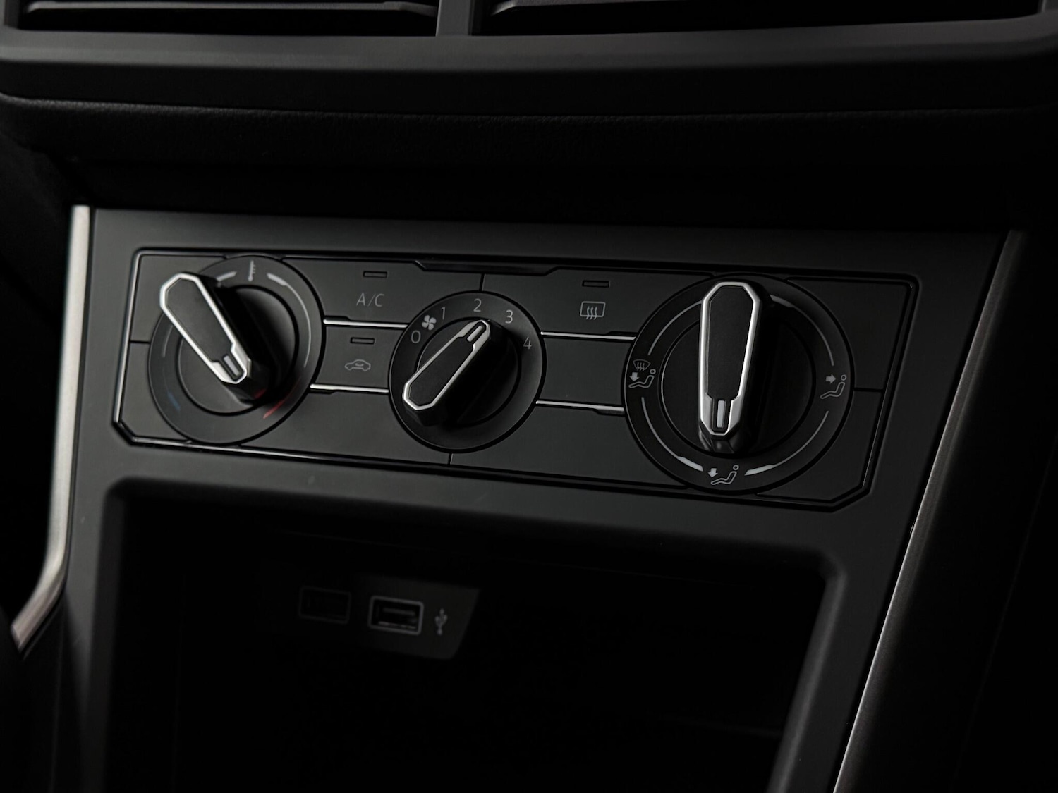 Used Volkswagen Polo 2018 for sale - 77181109: Photo 32