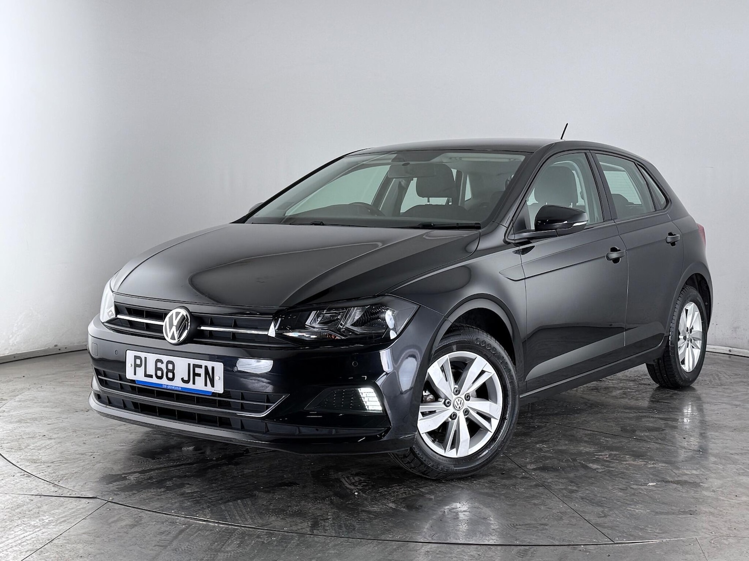 Used Volkswagen Polo 2018 for sale - 77181109: Photo 33