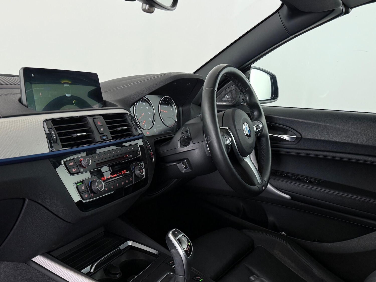 Used BMW 2 Series 2018 for sale - 77143816: Photo 25