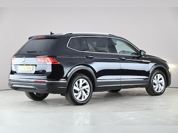 Used Volkswagen Tiguan Allspace 2022 for sale - 78101601: Photo