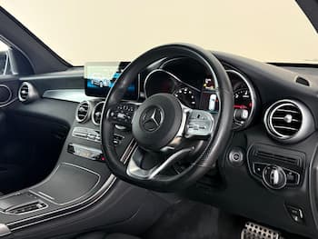 Used Mercedes-Benz GLC 2019 for sale - 79622552: Photo