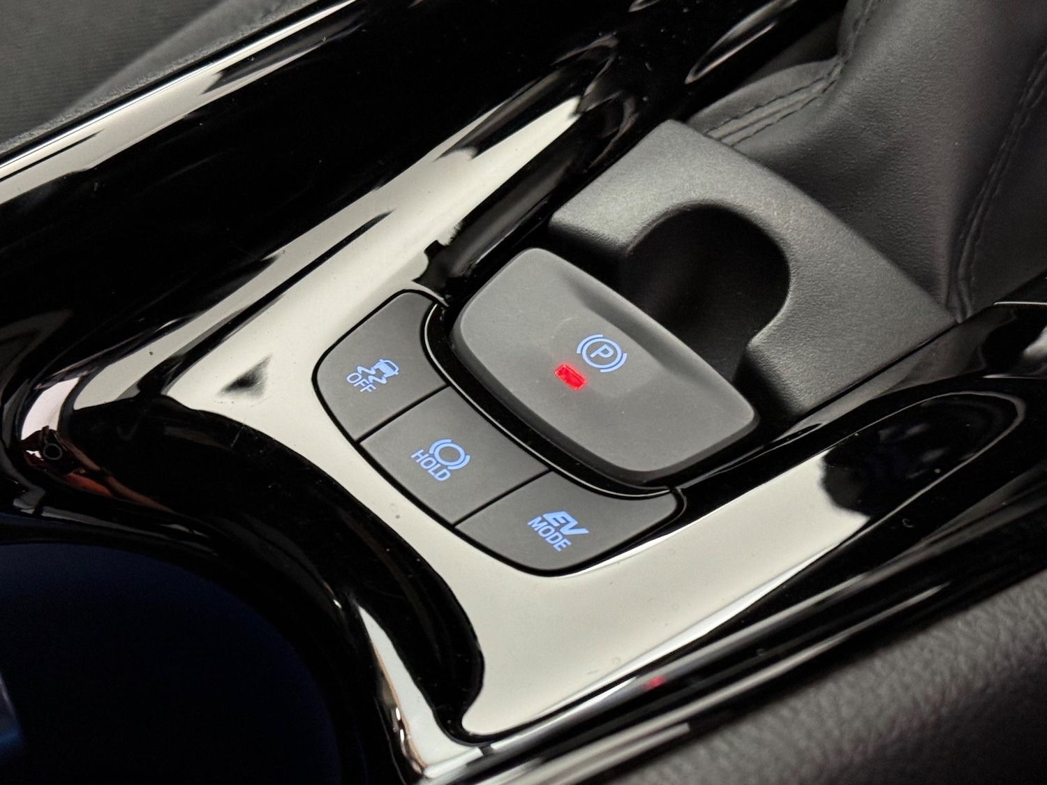 Used Toyota C-HR 2020 for sale - 76468547: Photo 38