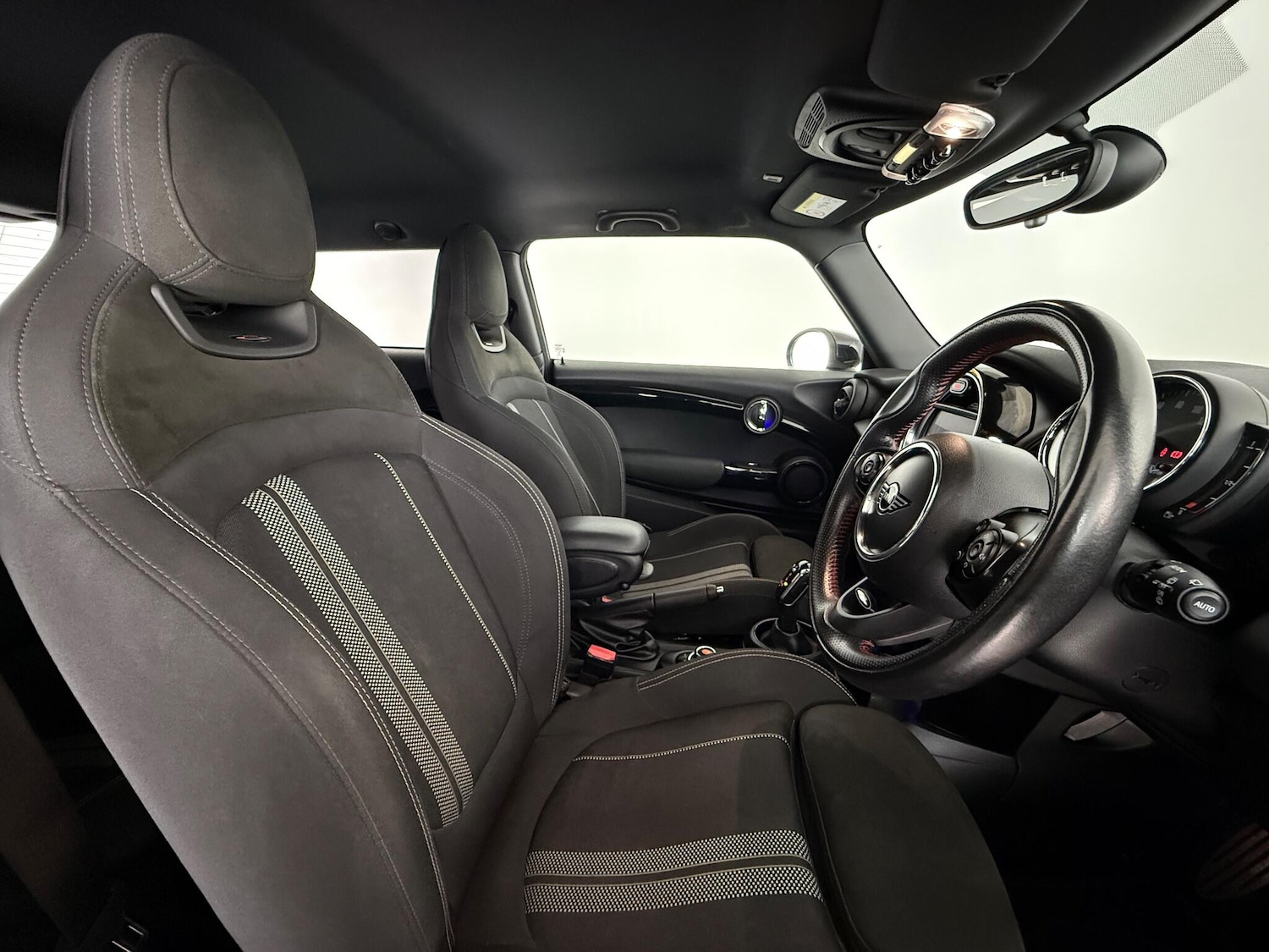 Used MINI Hatch 2020 for sale - 76688558: Photo 15