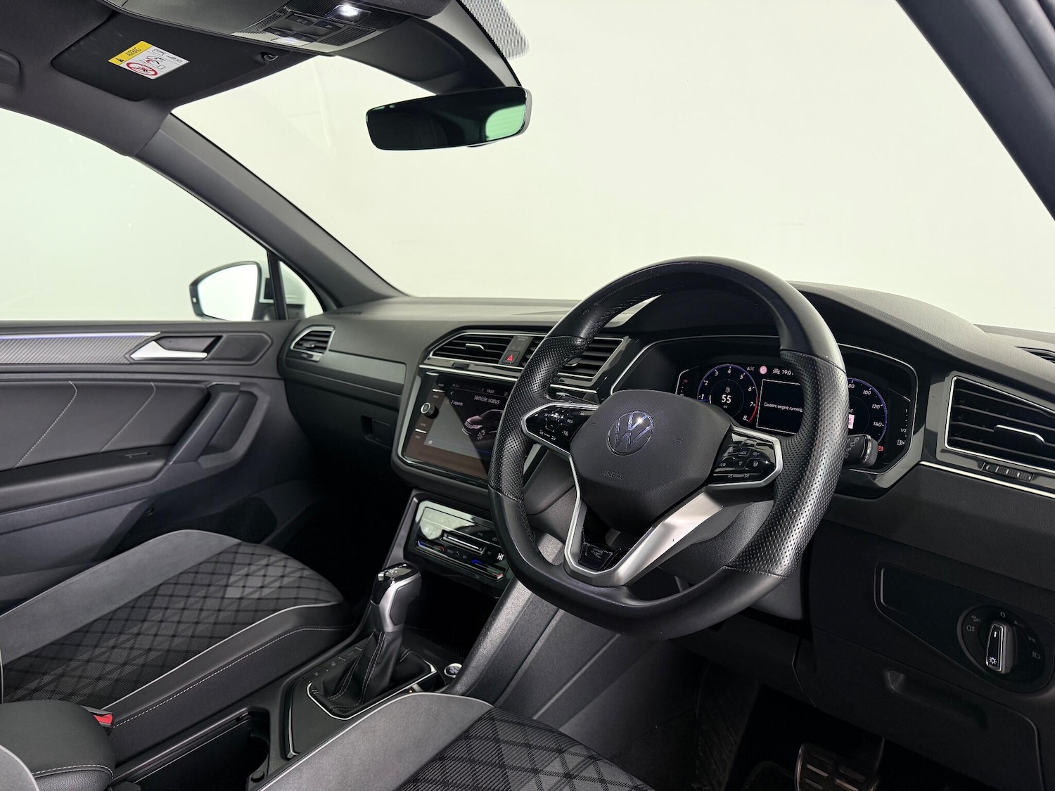 Used Volkswagen Tiguan 2020 for sale - 76468595: Photo 15