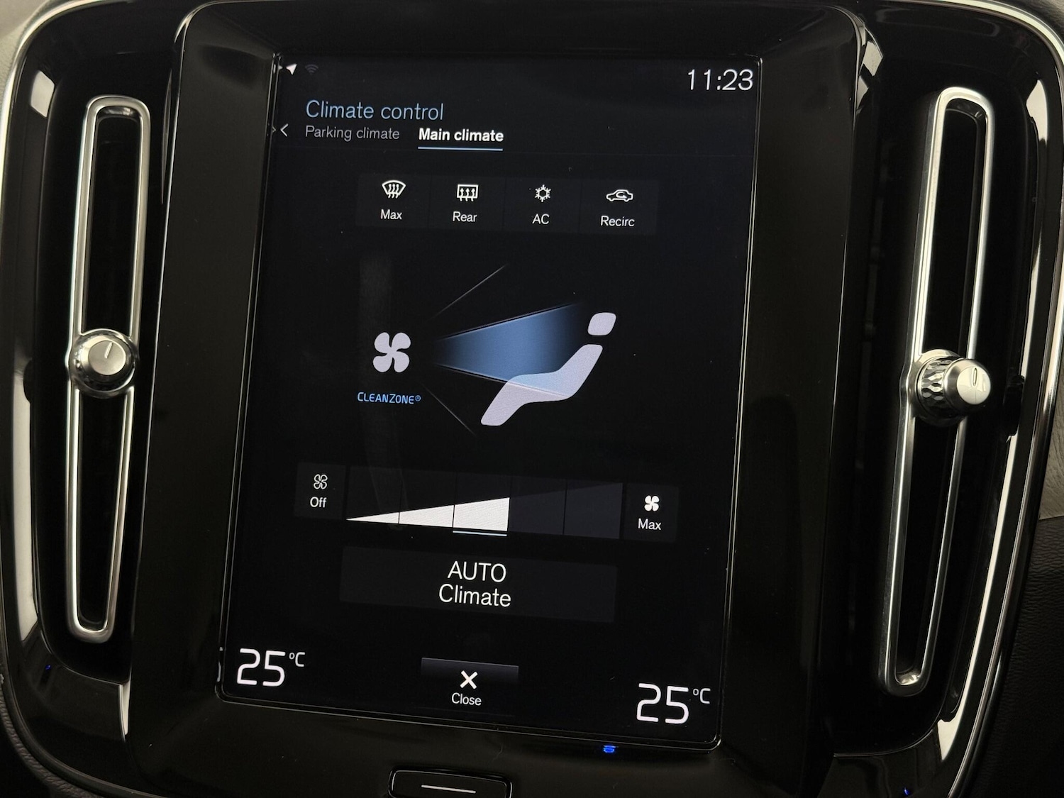 Used Volvo XC40 2020 for sale - 76468424: Photo 38