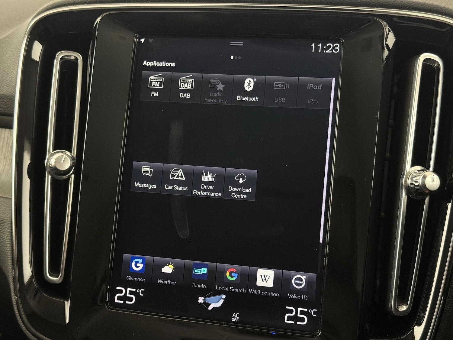 Used Volvo XC40 2020 for sale - 76468424: Photo 40