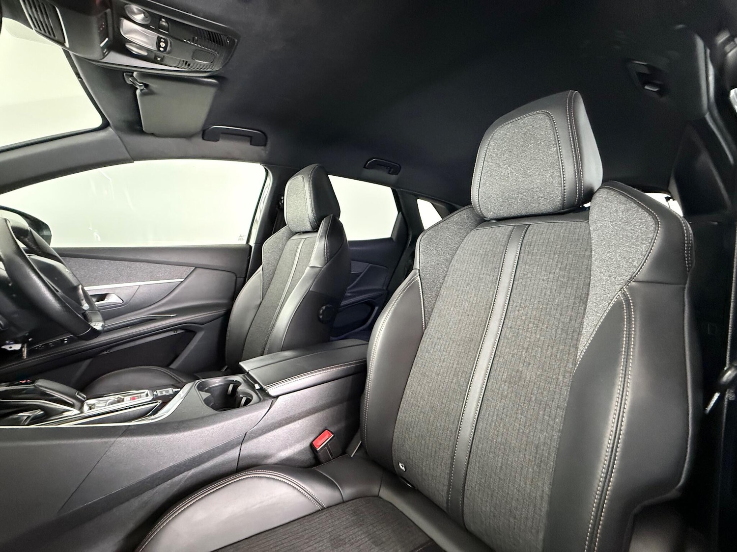 Used Peugeot 3008 2017 for sale - 77216587: Photo 12