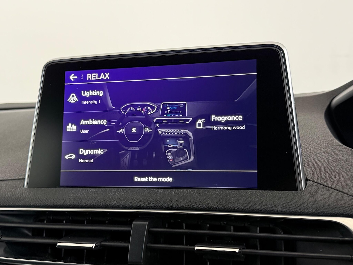 Used Peugeot 3008 2017 for sale - 77216587: Photo 24