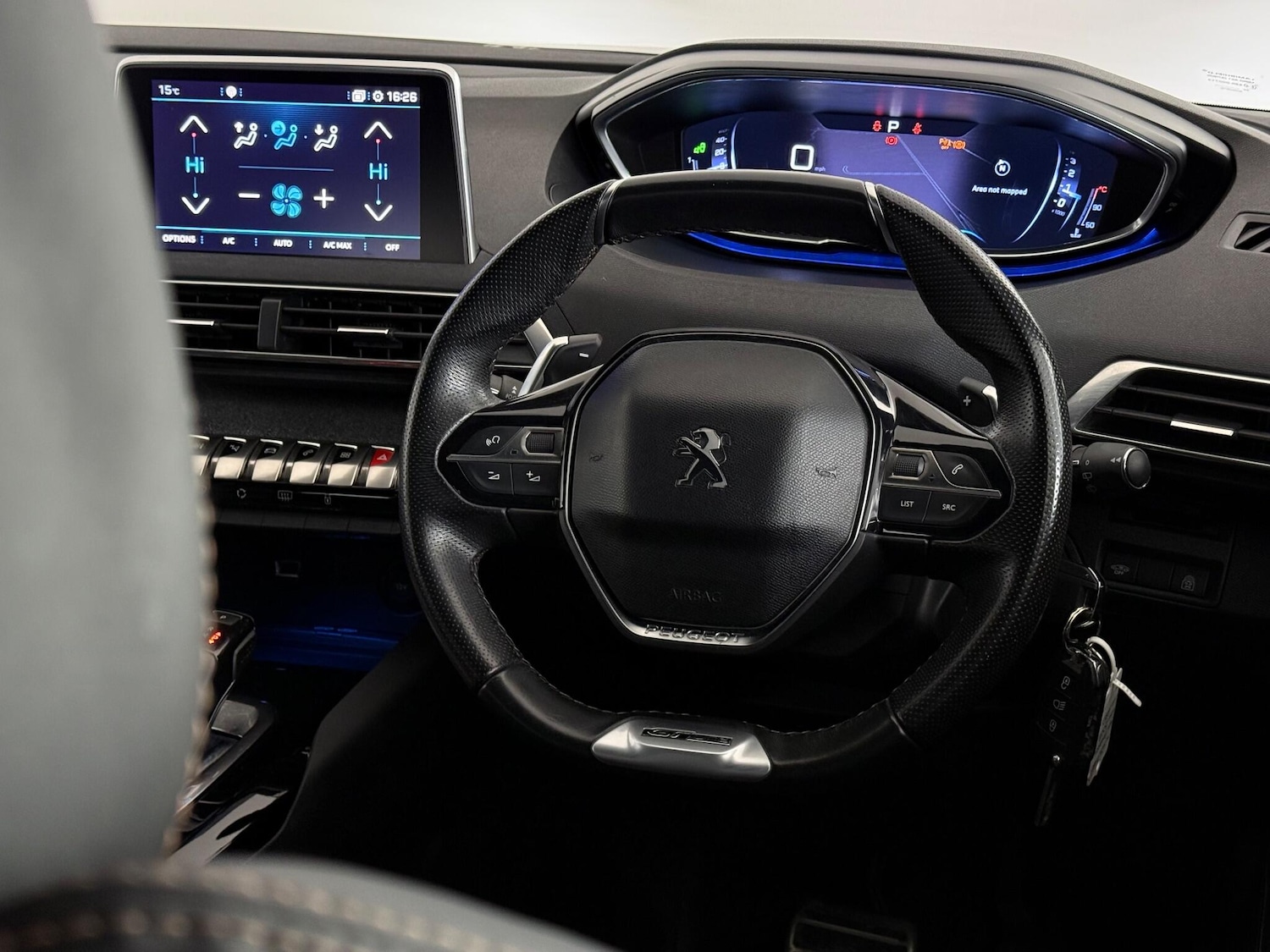 Used Peugeot 3008 2017 for sale - 77216587: Photo 9