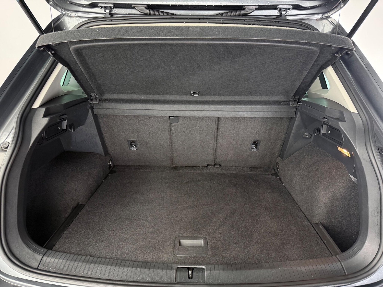 Used Volkswagen Tiguan 2019 for sale - 77243057: Photo 10