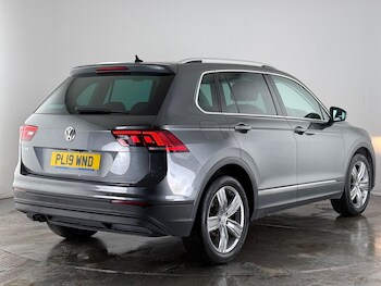Used Volkswagen Tiguan 2019 for sale - 77243057: Photo