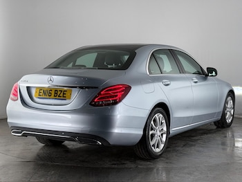 Used Mercedes-Benz C Class 2016 for sale - 77497664: Photo