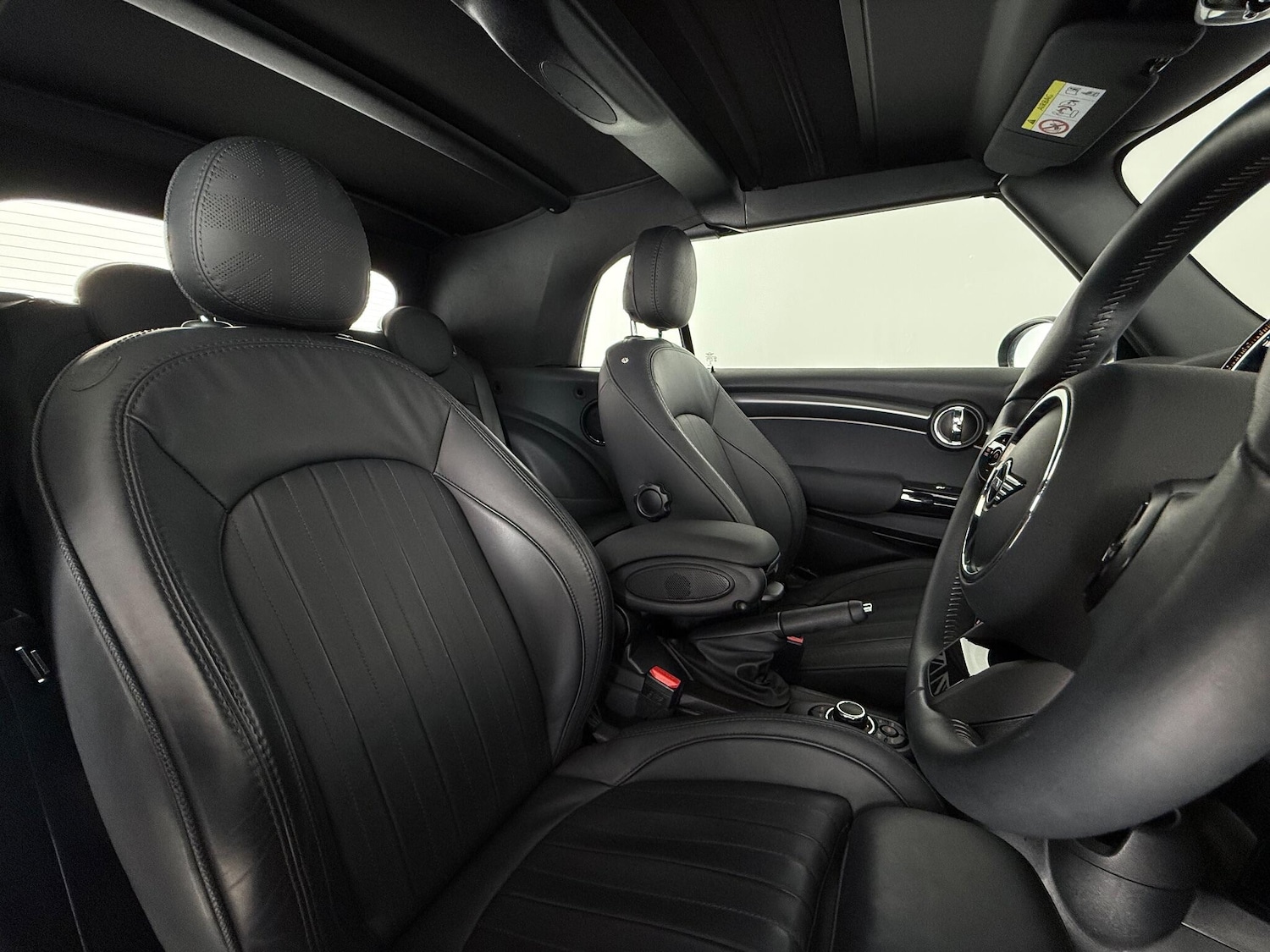 Used MINI Convertible 2022 for sale - 77259755: Photo 17