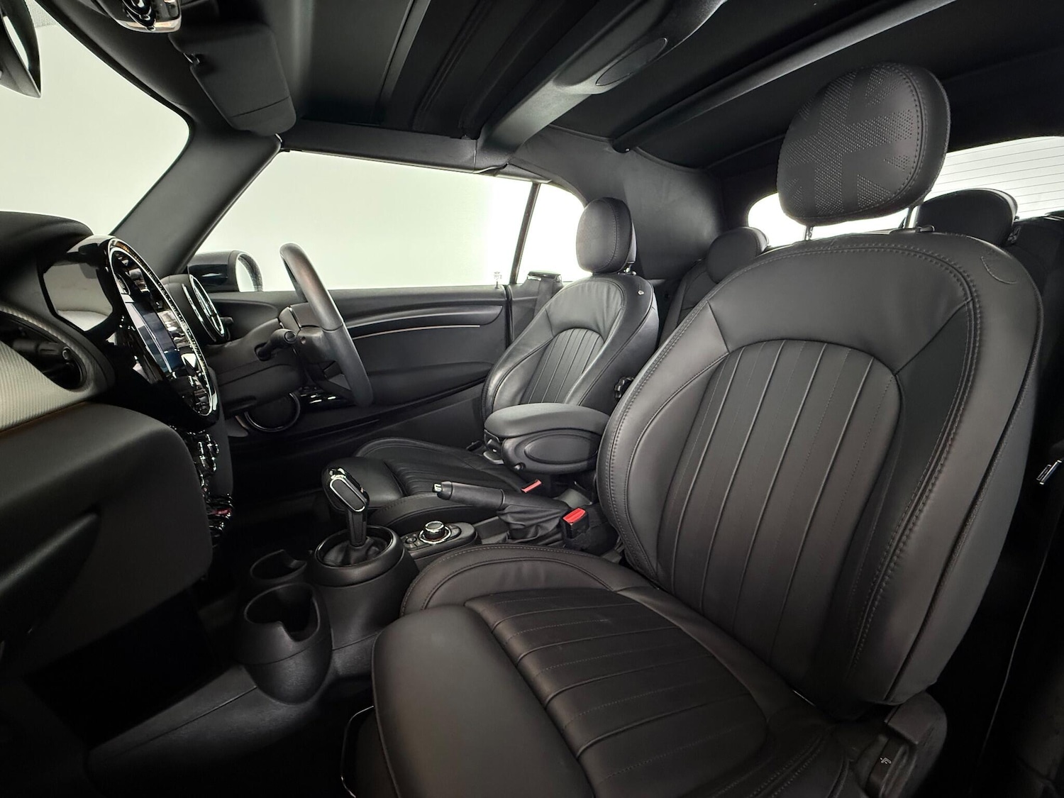 Used MINI Convertible 2022 for sale - 77259755: Photo 18