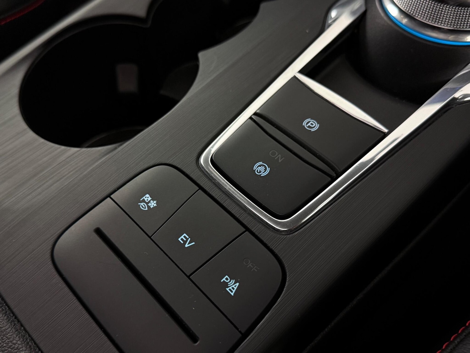 Used Ford Kuga 2023 for sale - 77260475: Photo 31