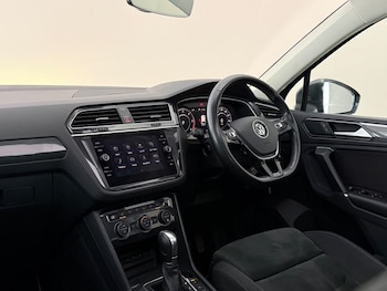 Used Volkswagen Tiguan 2018 for sale - 79013297: Photo