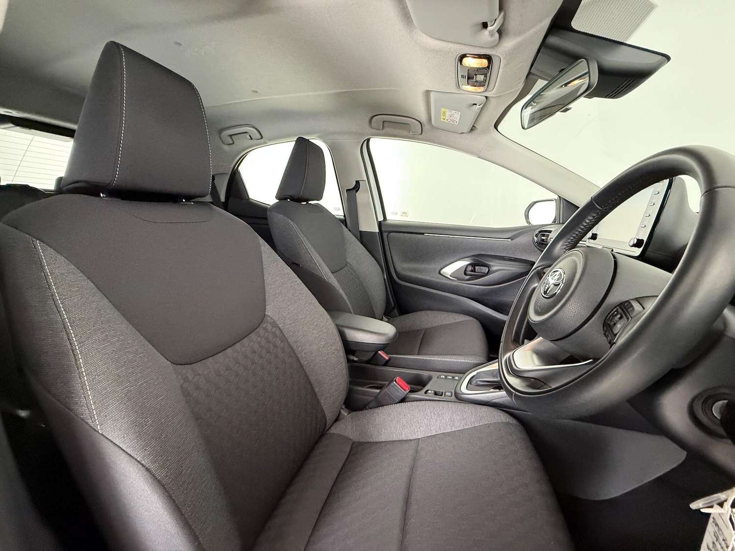 Used Toyota Yaris 2022 for sale - 77217542: Photo 12