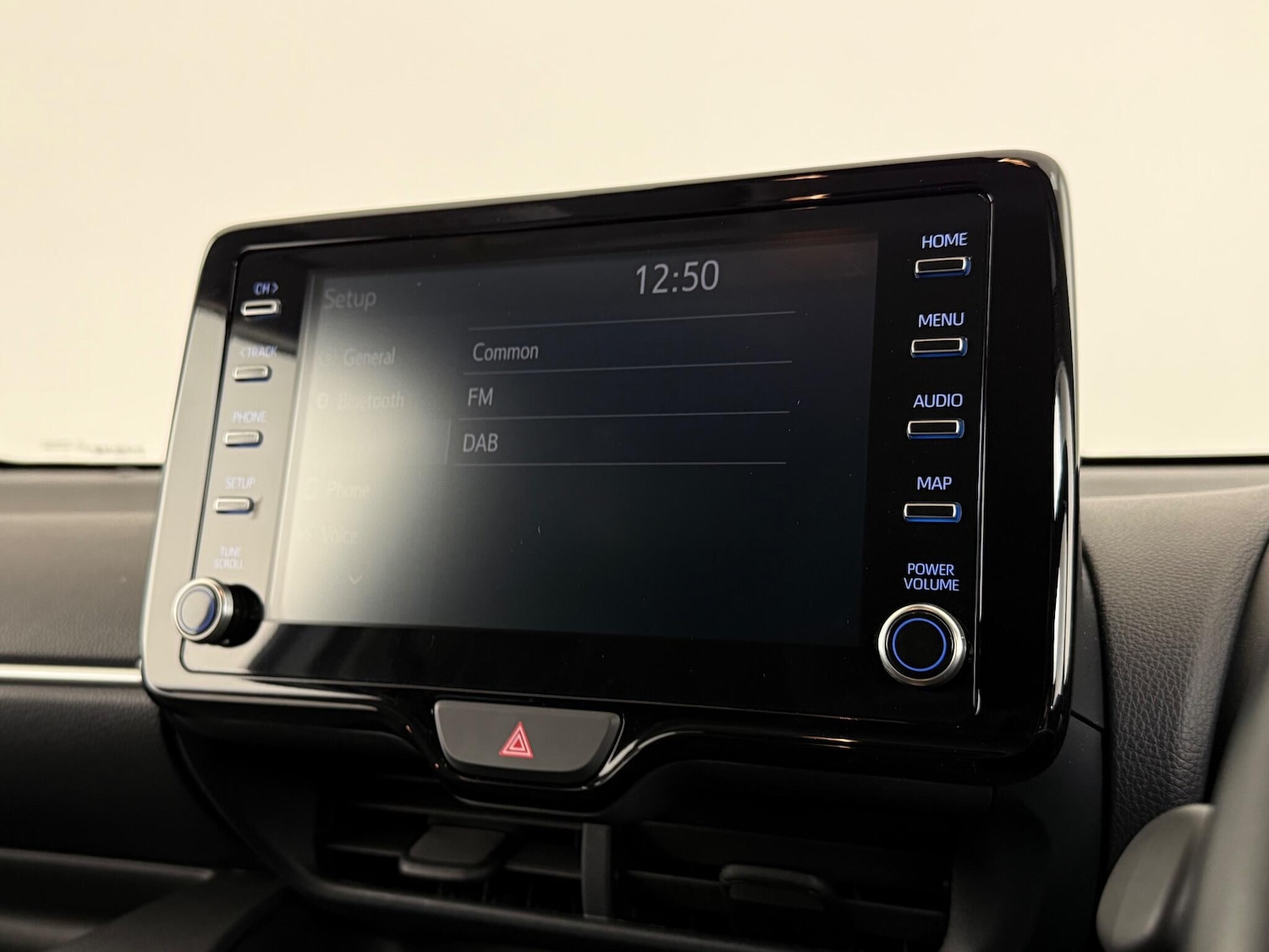 Used Toyota Yaris 2022 for sale - 77217542: Photo 25