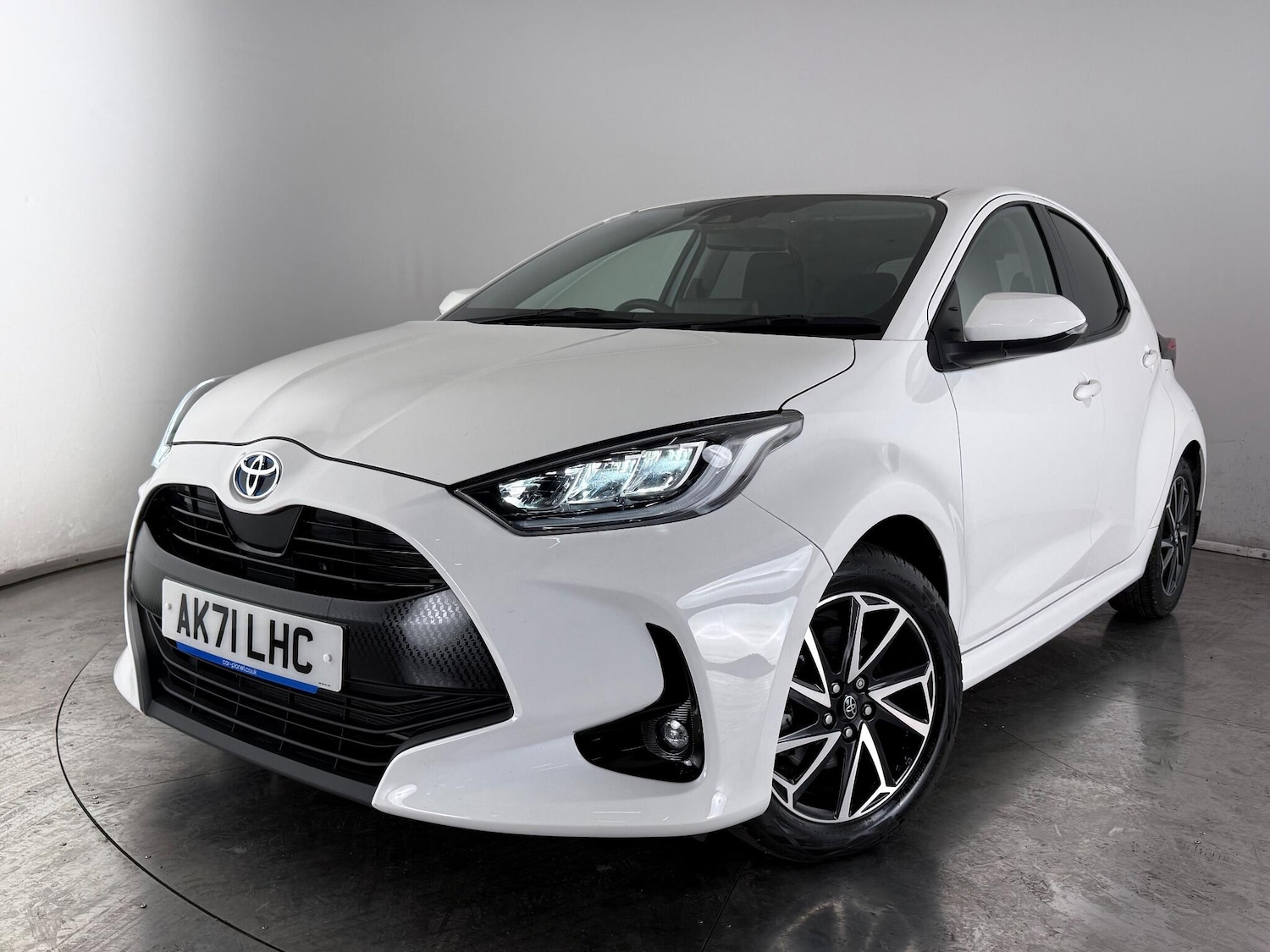 Used Toyota Yaris 2022 for sale - 77217542: Photo 35