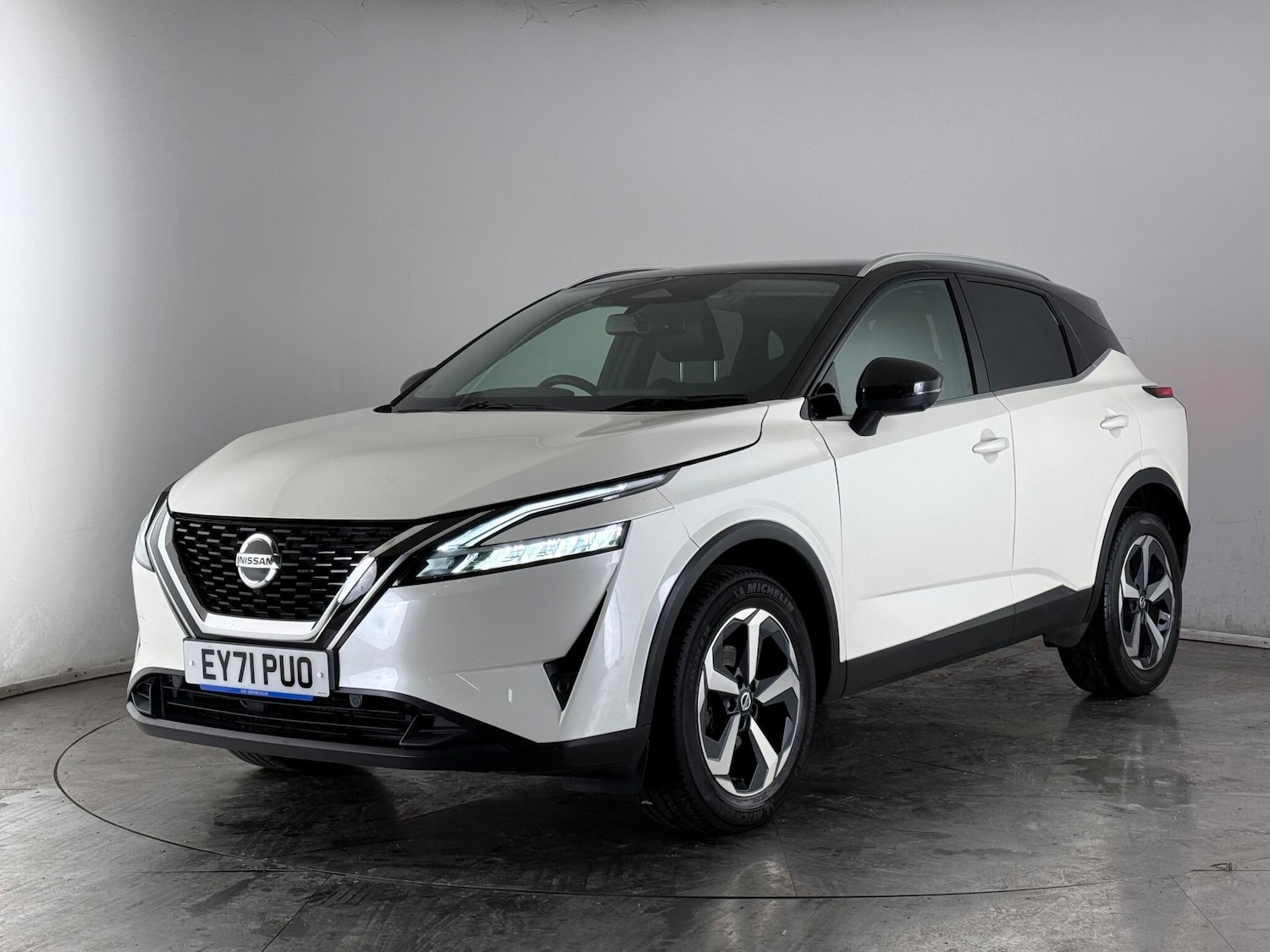 Used Nissan Qashqai 2021 for sale - 77629861: Photo 2