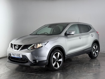 Used Nissan Qashqai 2017 for sale - 76537991: Photo