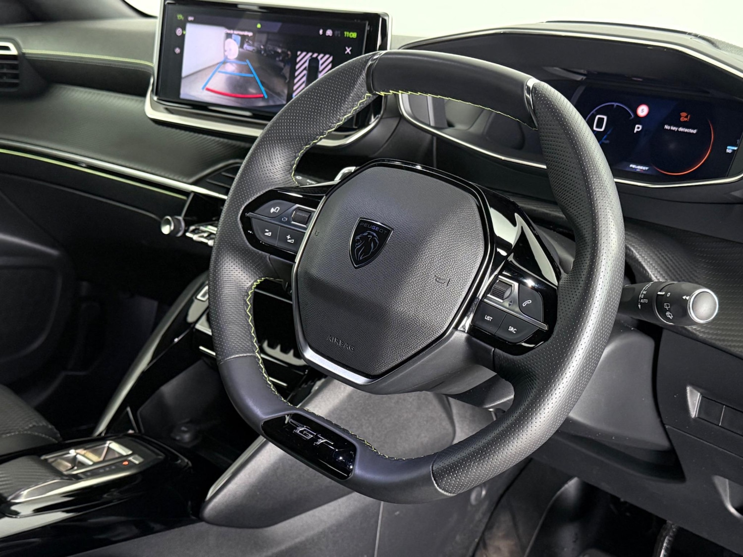 Used Peugeot 2008 2023 for sale - 76468719: Photo 15