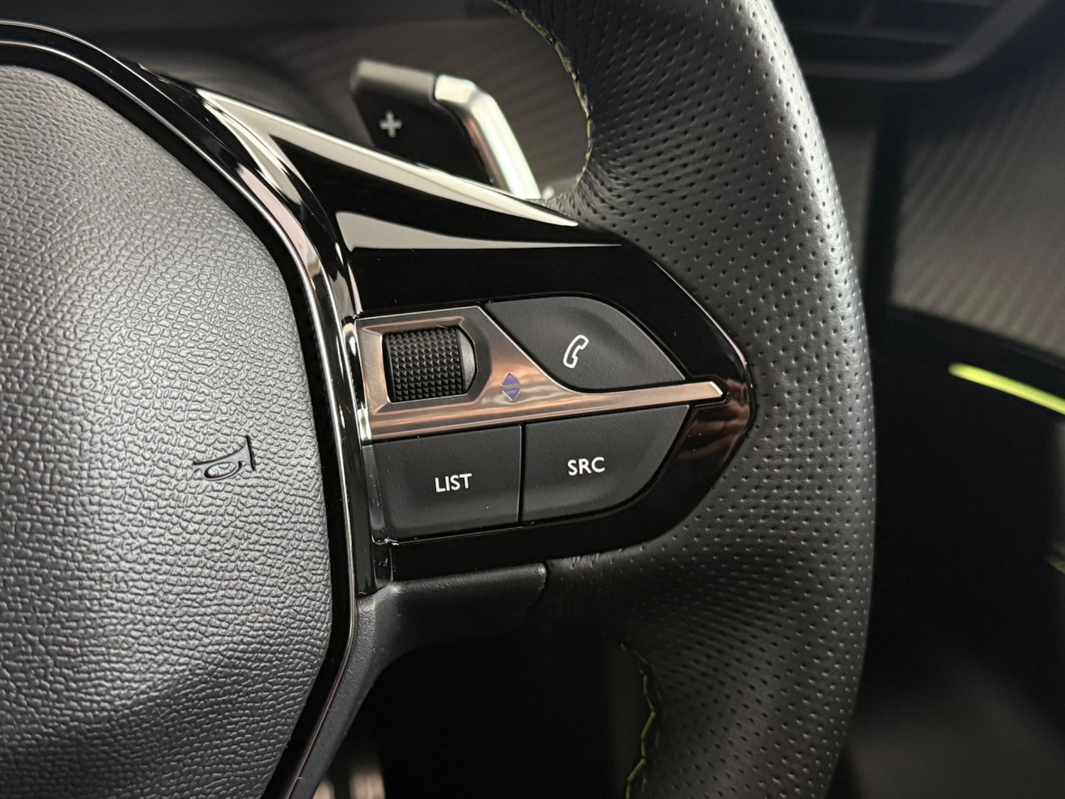 Used Peugeot 2008 2023 for sale - 76468719: Photo 24