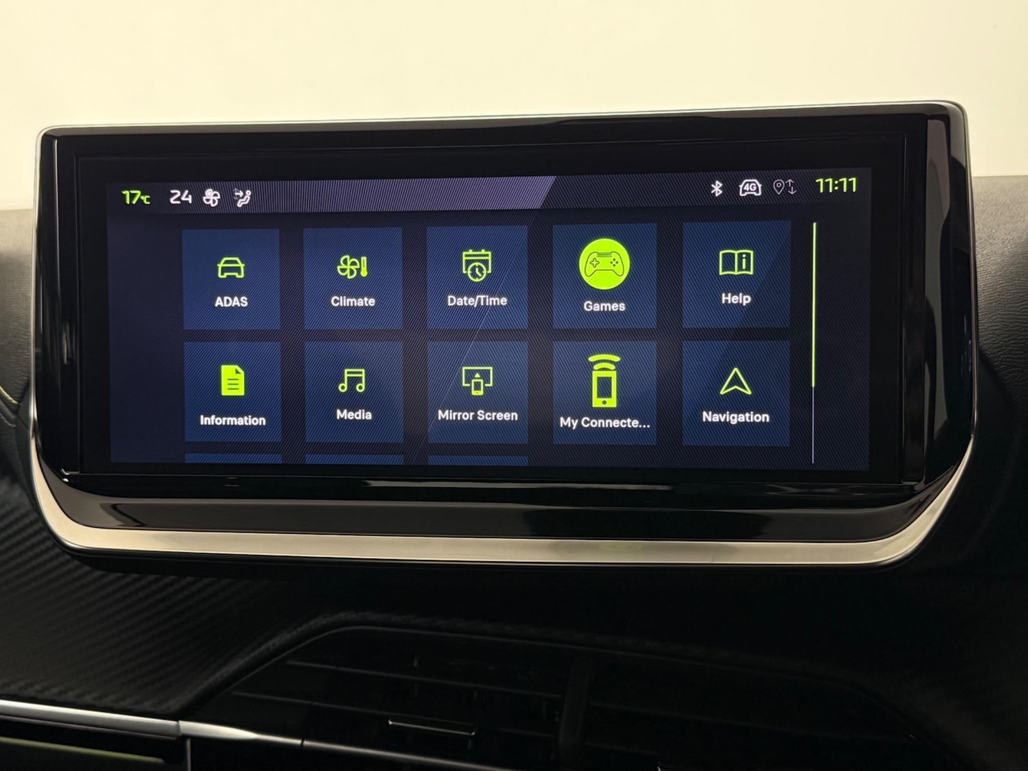 Used Peugeot 2008 2023 for sale - 76468719: Photo 31