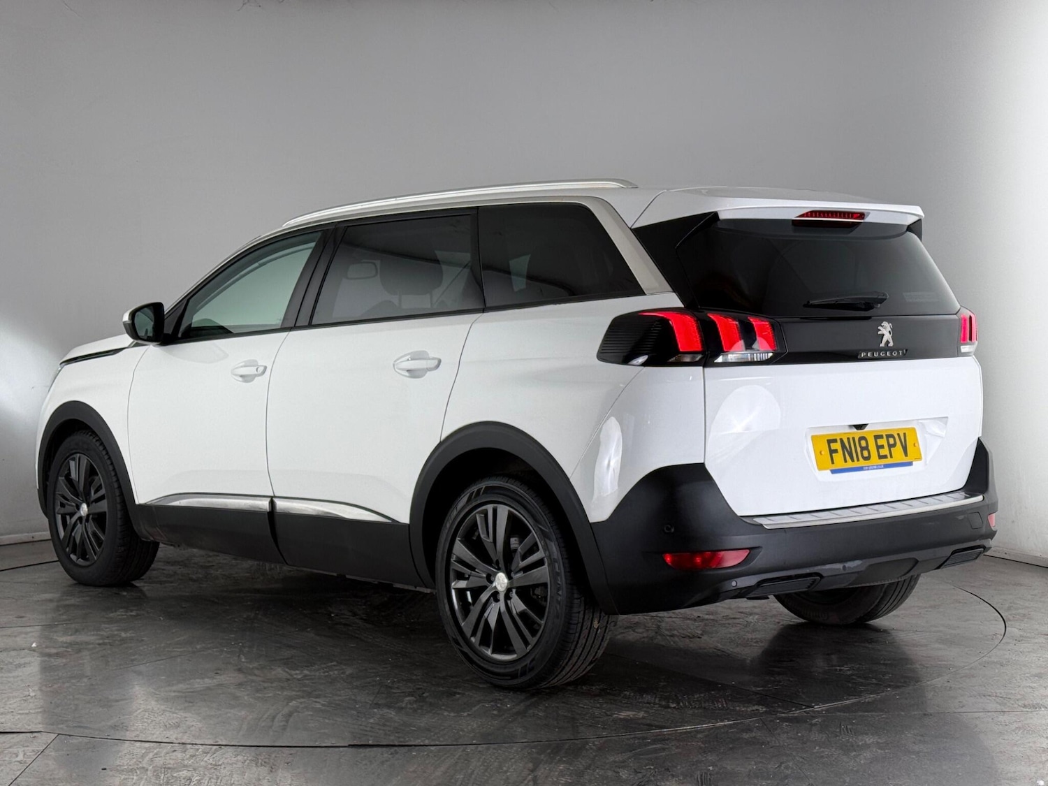 Used Peugeot 5008 2018 for sale - 77744251: Photo 4