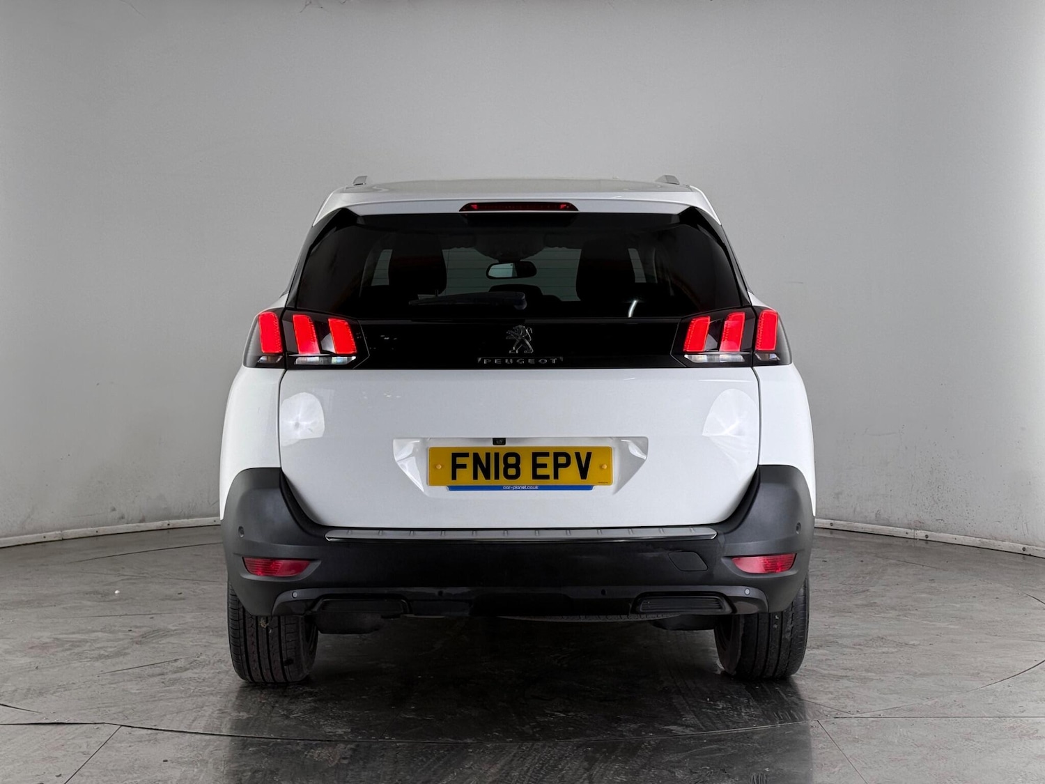 Used Peugeot 5008 2018 for sale - 77744251: Photo 5