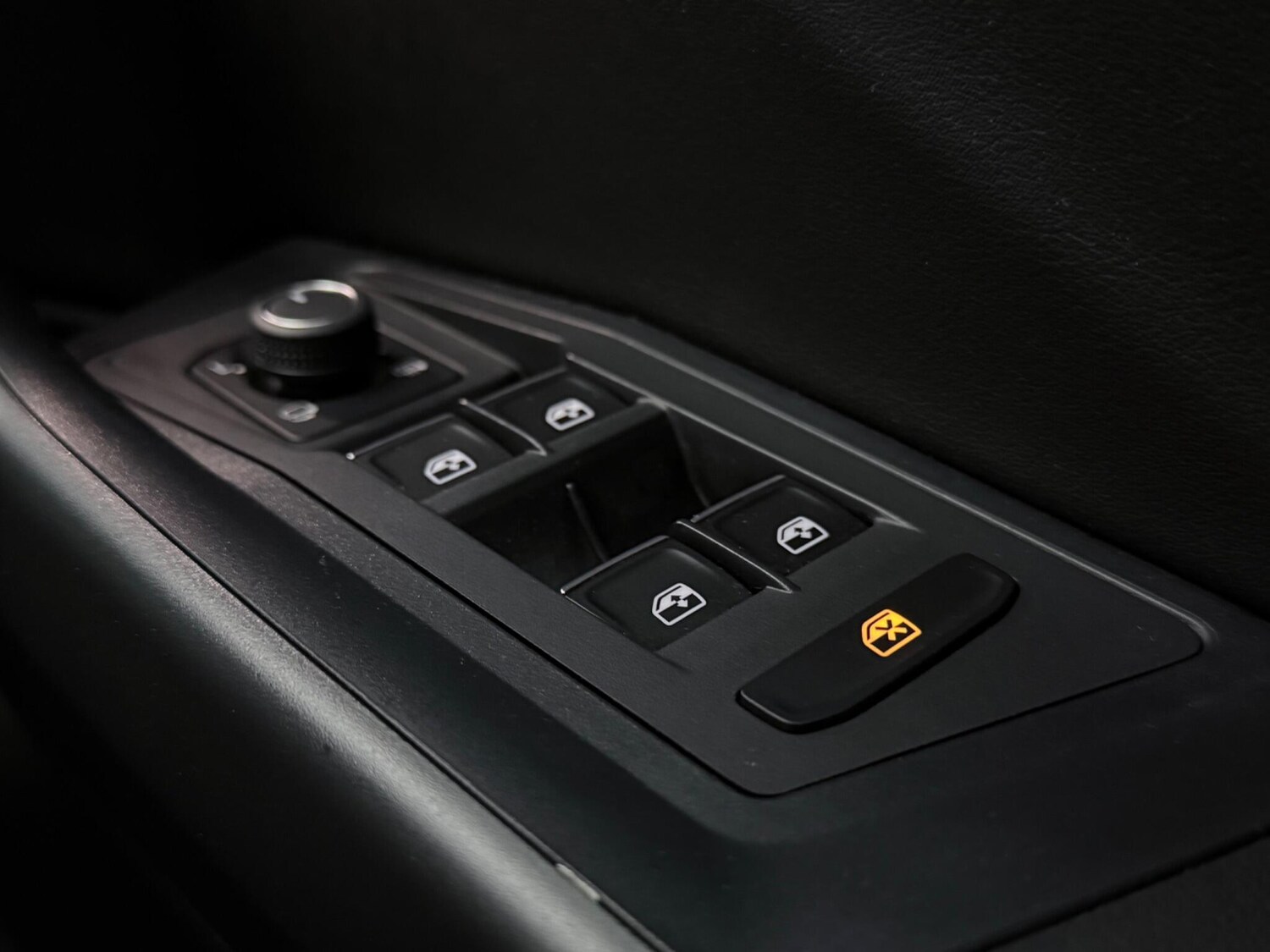 Used Volkswagen T-Roc 2023 for sale - 78063142: Photo 20