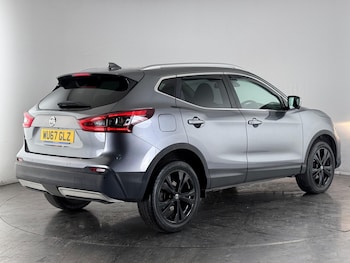 Used Nissan Qashqai 2017 for sale - 77181283: Photo