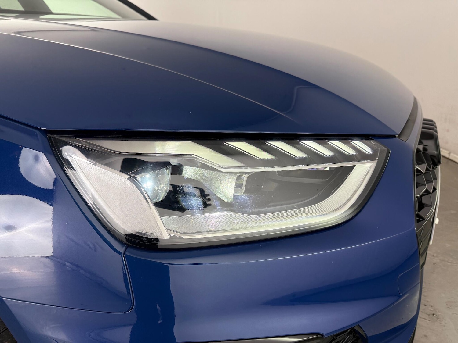 Used Audi A4 Avant 2023 for sale - 76468233: Photo 7