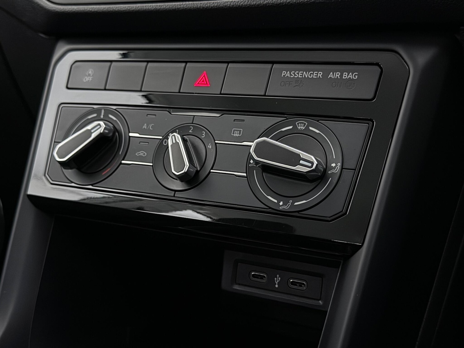 Used Volkswagen T-Cross 2023 for sale - 78132094: Photo 30