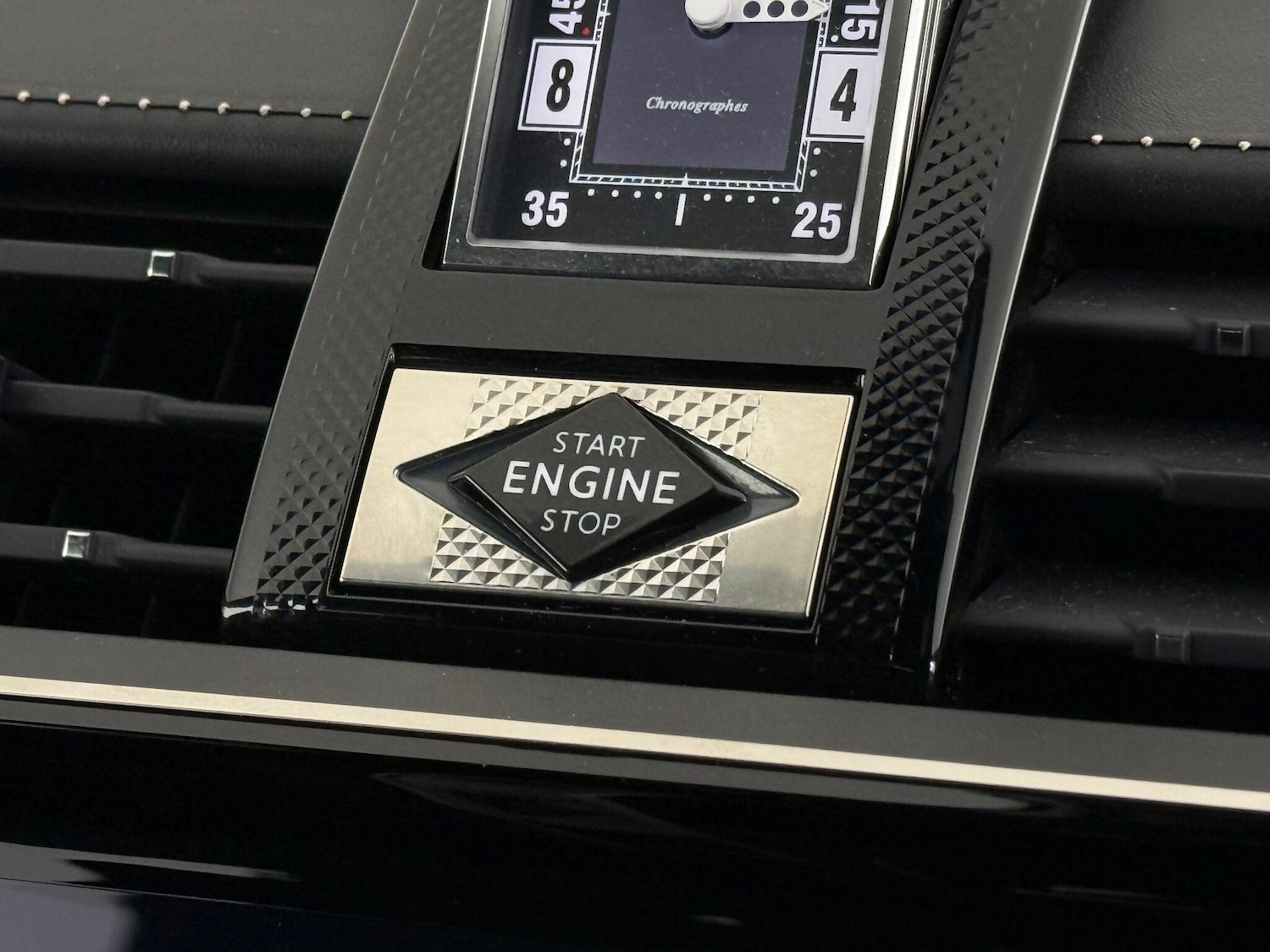 Used DS Automobiles DS 7 Crossback 2023 for sale - 76538213: Photo 28