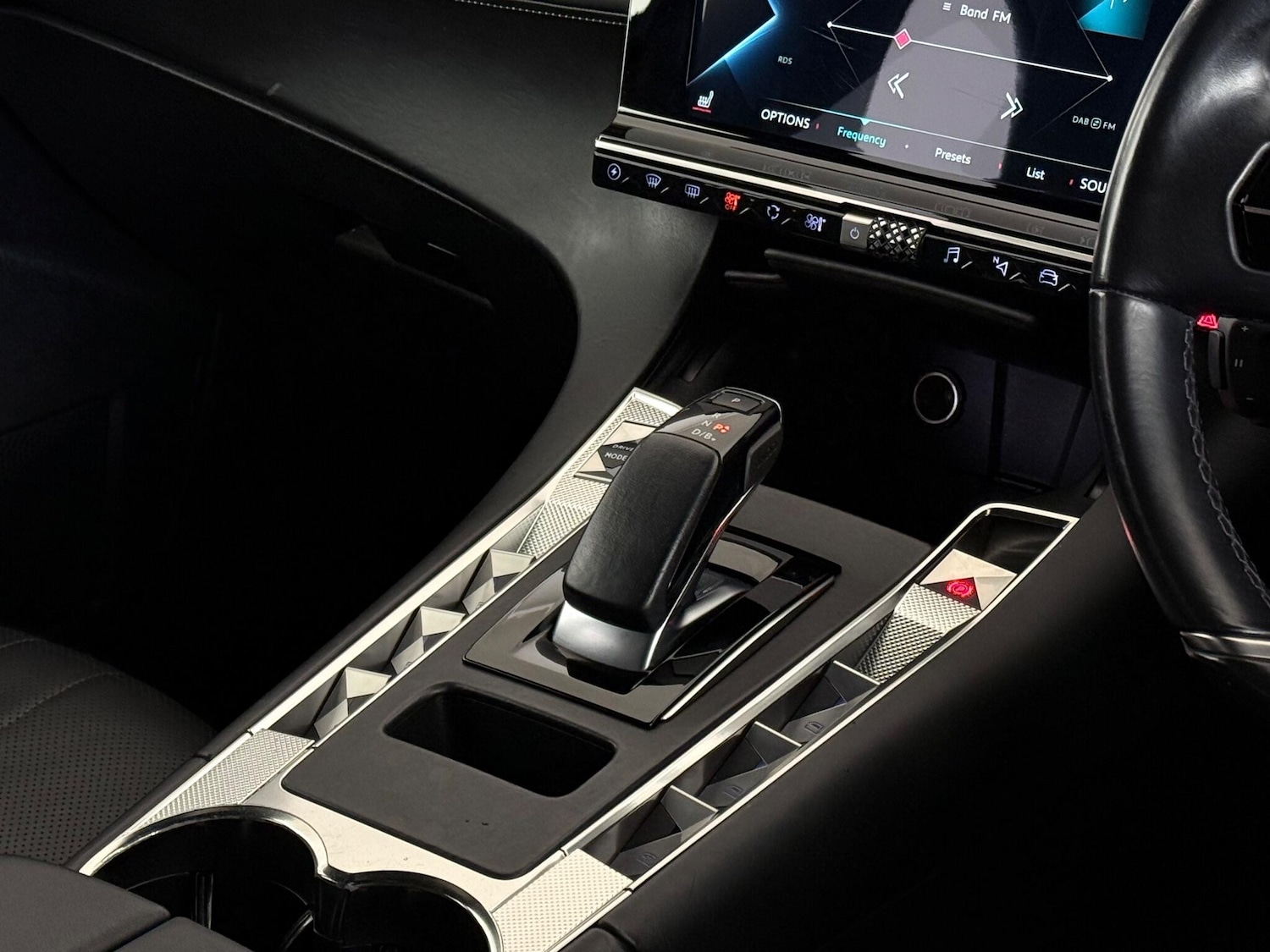 Used DS Automobiles DS 7 Crossback 2023 for sale - 76538213: Photo 42