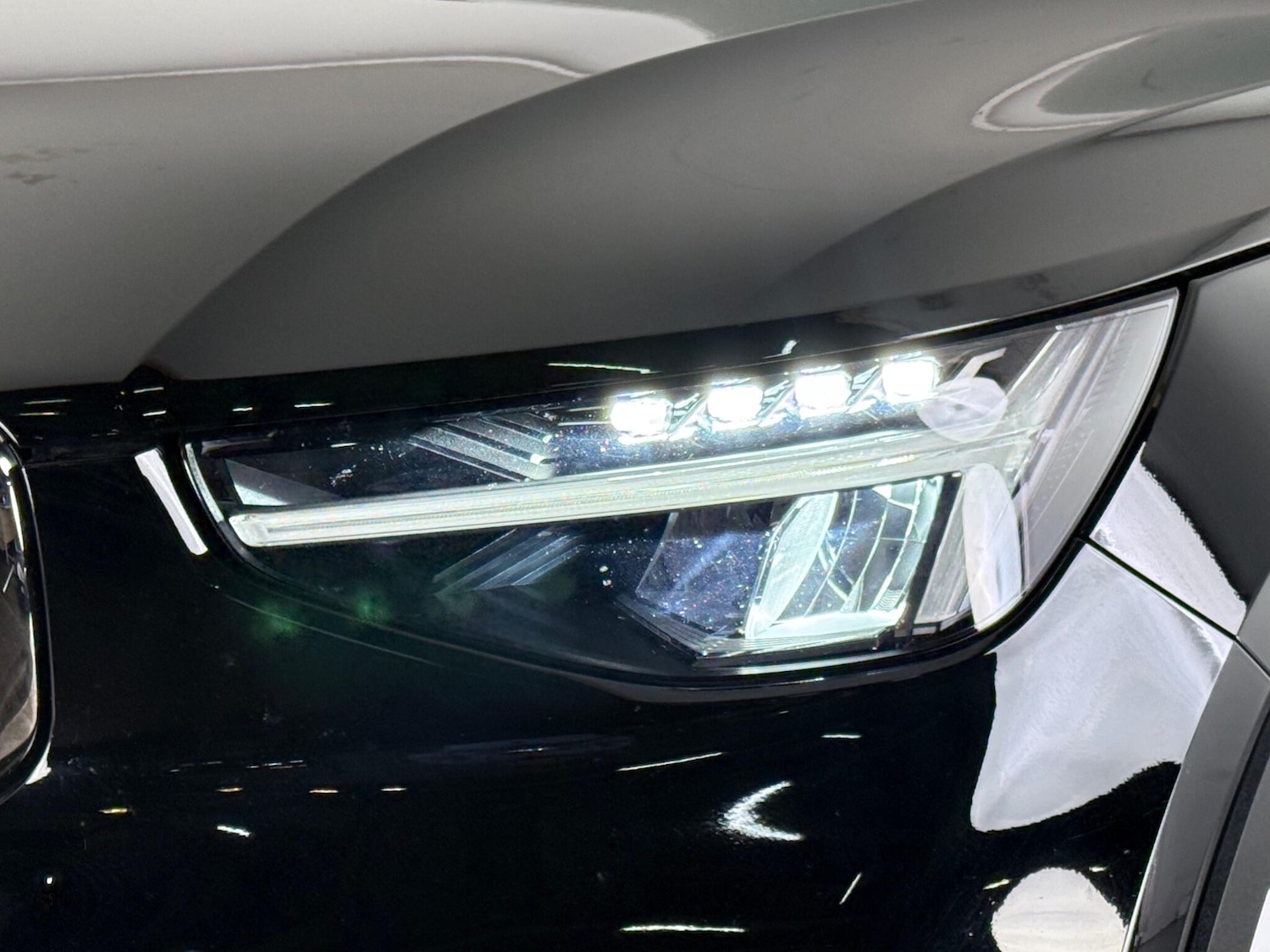 Used Volvo XC40 2022 for sale - 77181150: Photo 6